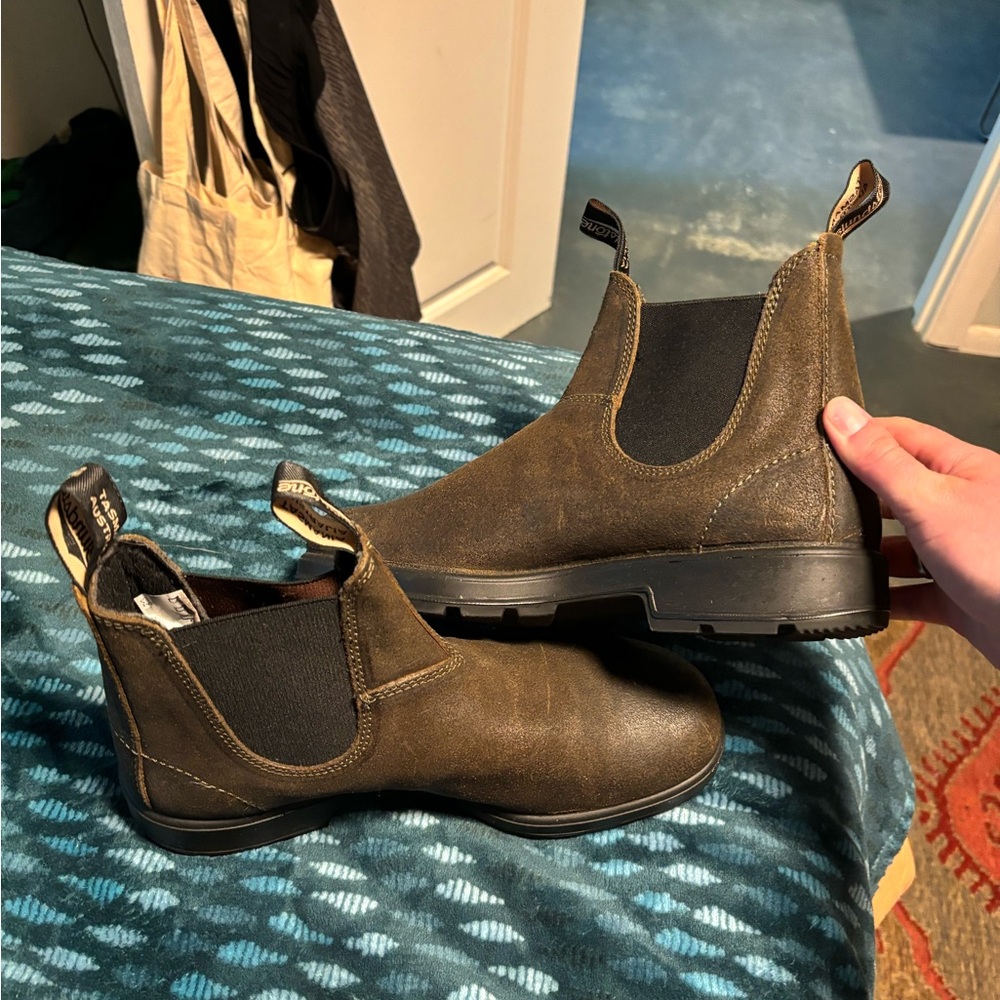 Blundstones!